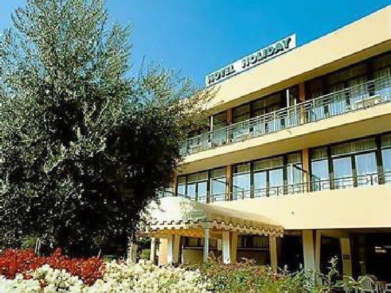 Hotel Residence Holiday 3* Sirmione