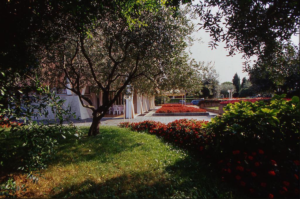Hotel Residence Holiday Aparthotel 3*