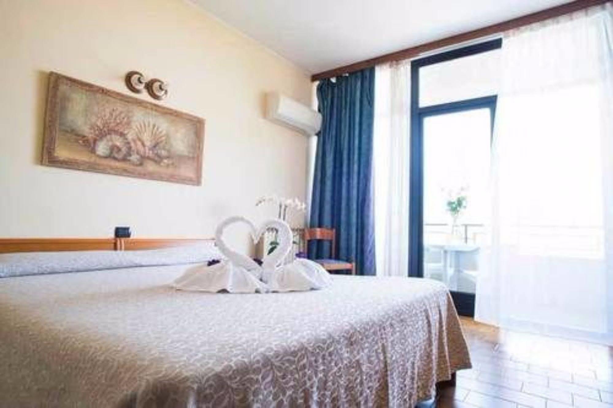 Aparthotel Hotel Residence Holiday